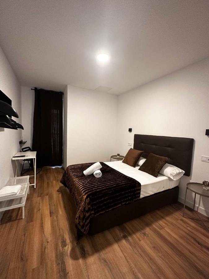 Hostal Arenal Мадрид Екстер'єр фото