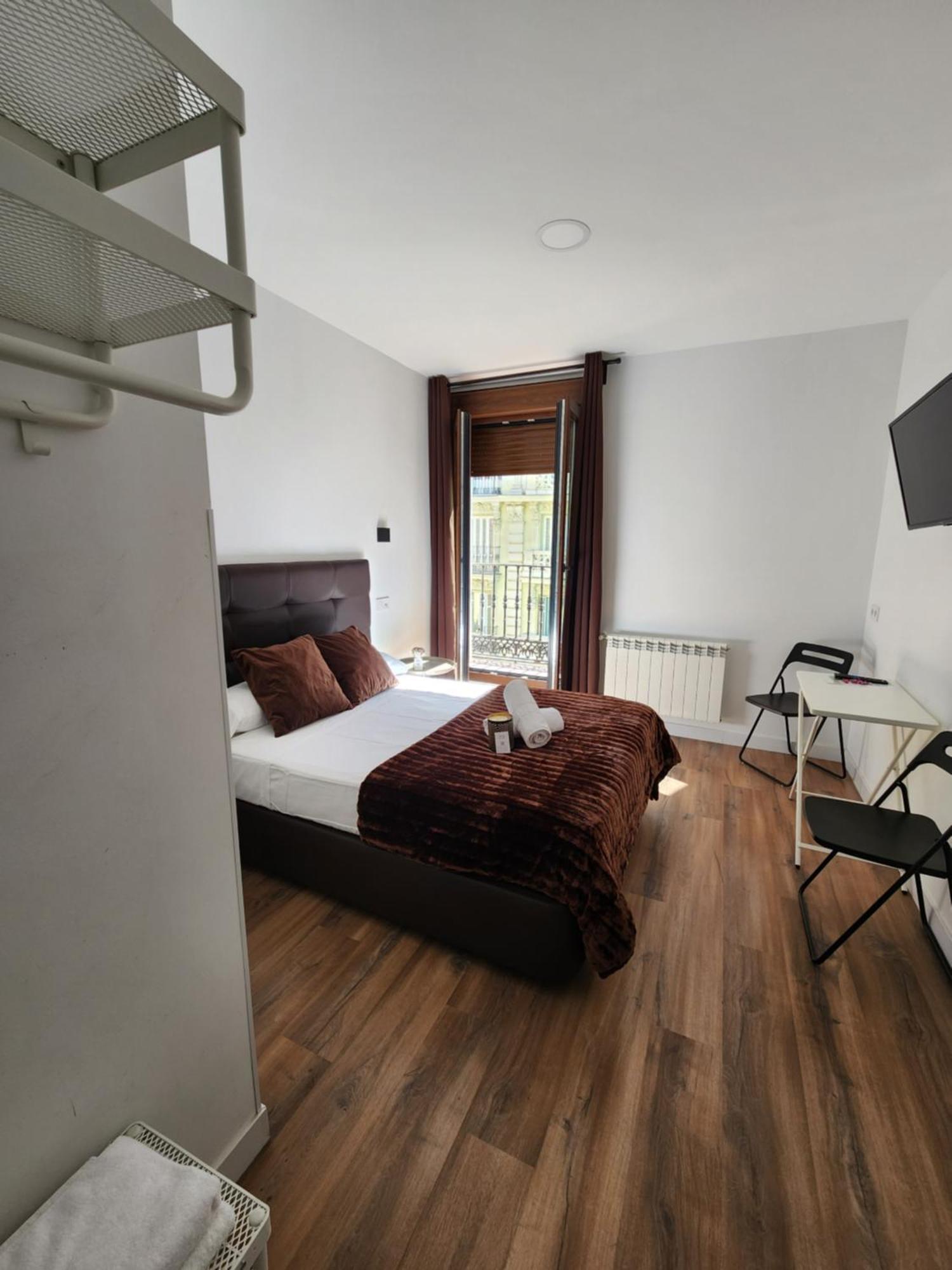 Hostal Arenal Мадрид Екстер'єр фото