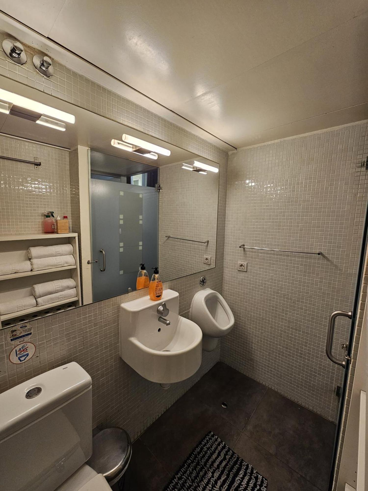 Hostal Arenal Мадрид Екстер'єр фото